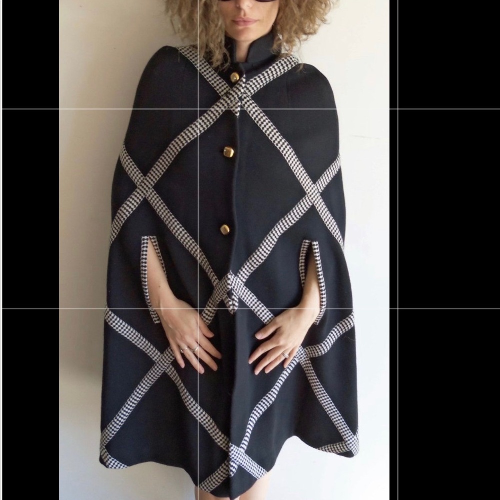 Francesca Damon black & white classic poncho cape